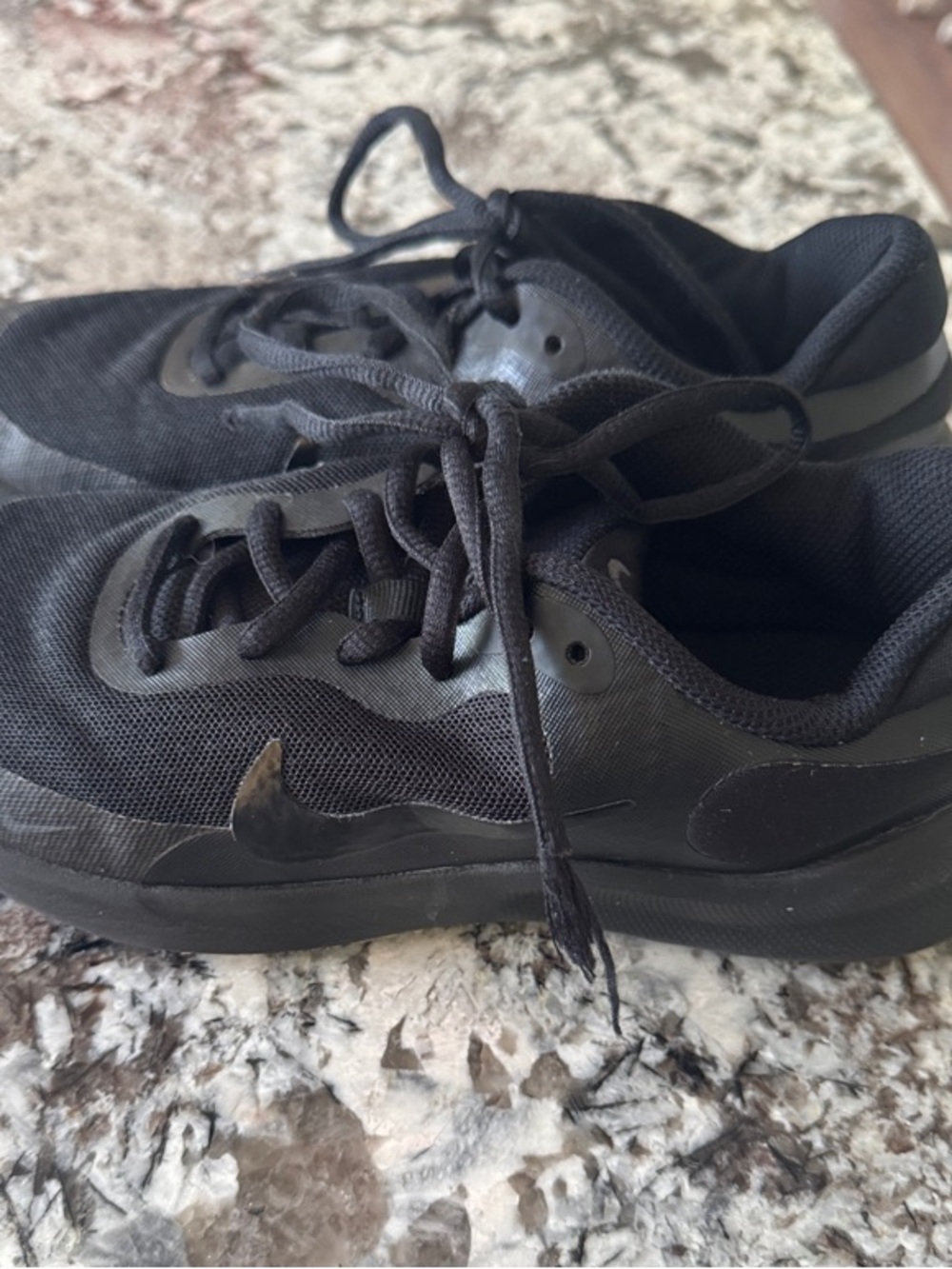 Nike kids sneakers- big kids 4.5